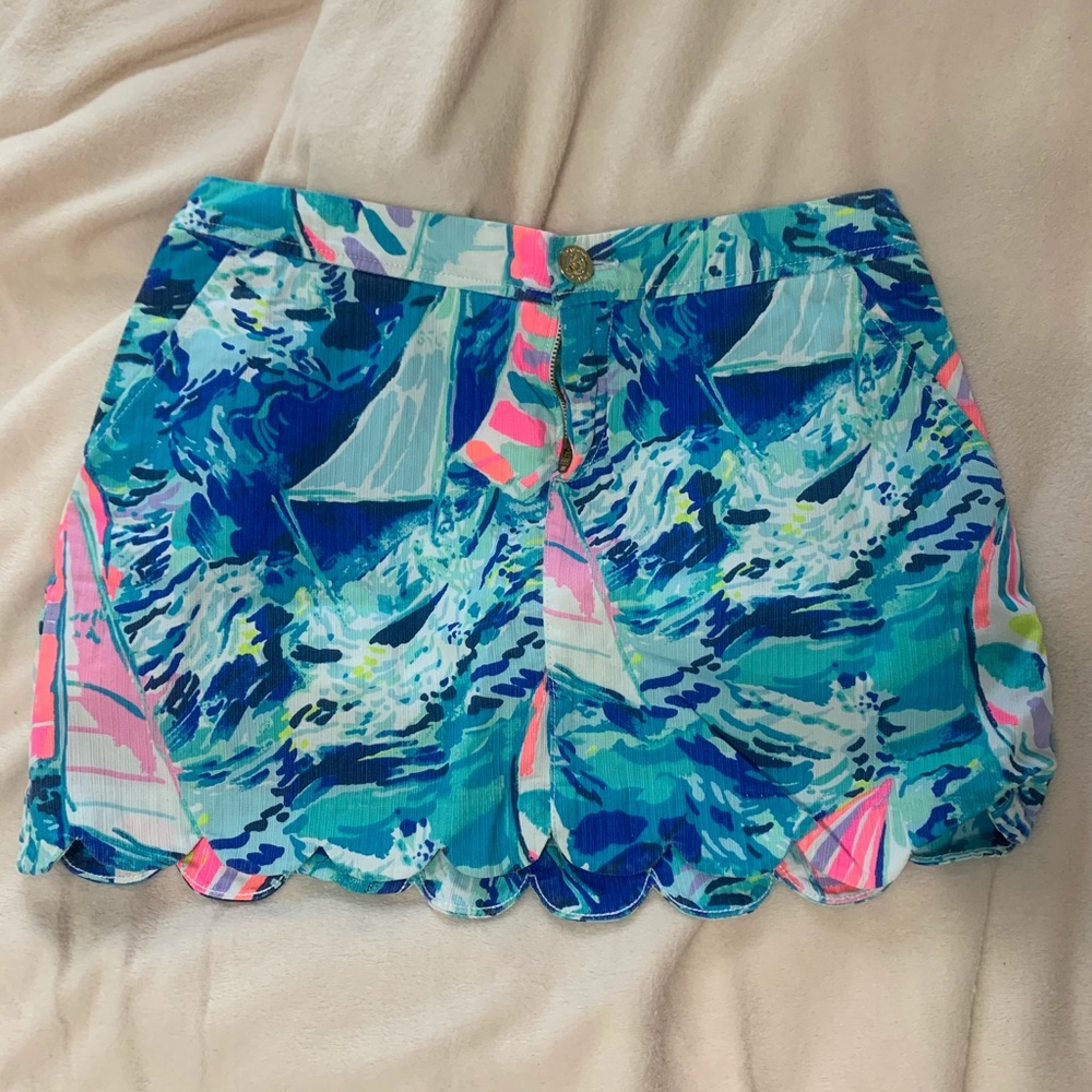 Scalloped Lilly Pulitzer skirt